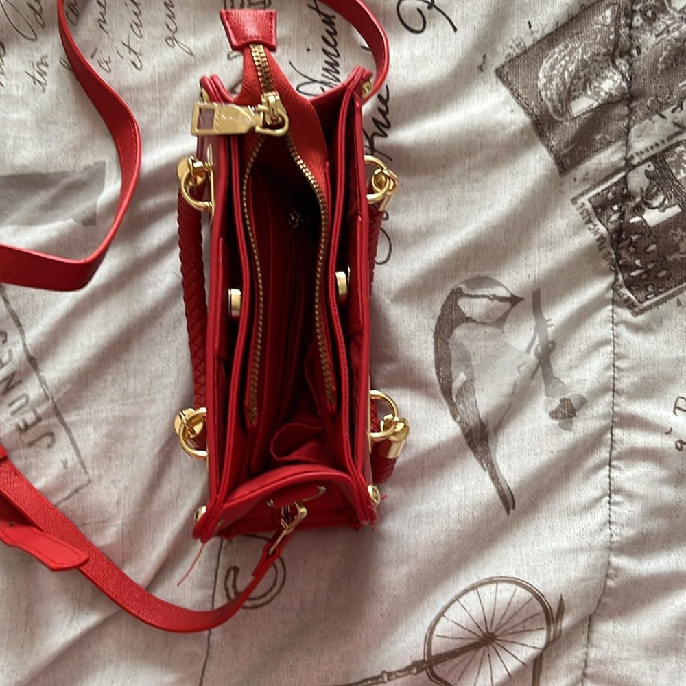 Red Handbag - Picture 4 of 4